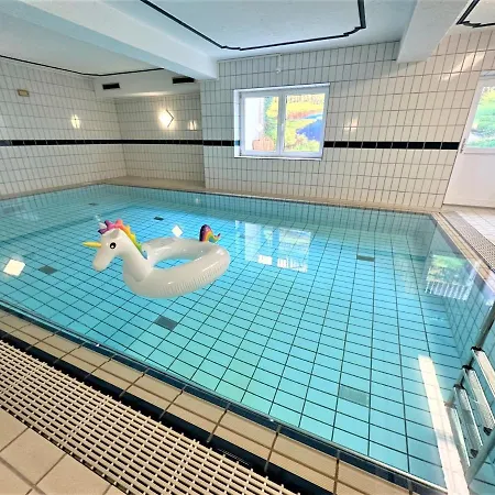 Gemuetliches Im Bayerwald +pool +sauna +wifi ツヴィーゼル